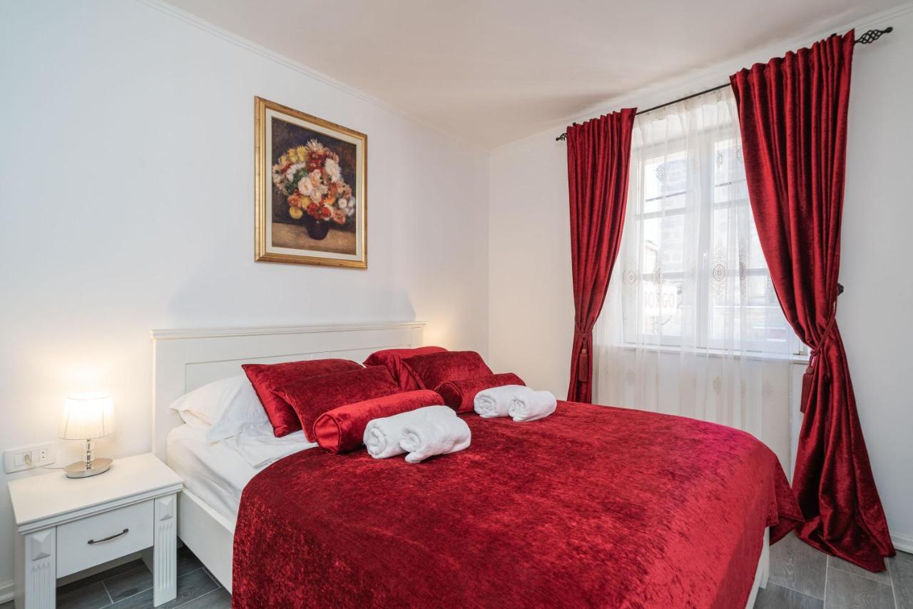 Rooms&Apartments Tomic สตอน ภายนอก รูปภาพ