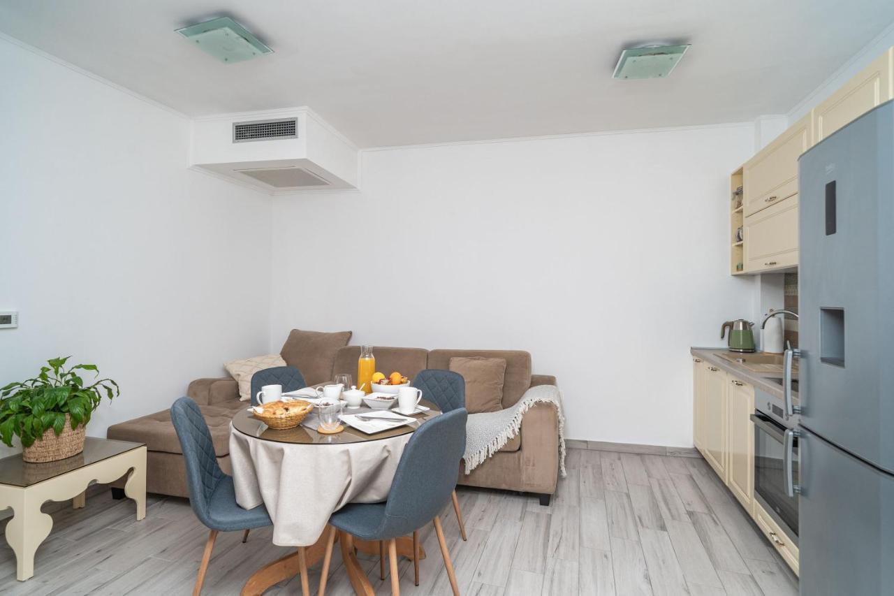 Rooms&Apartments Tomic สตอน ภายนอก รูปภาพ